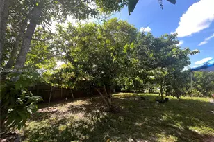 314 SW 79th Way, North Lauderdale, FL 33068 - Photo 17