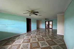 314 SW 79th Way, North Lauderdale, FL 33068 - Photo 3