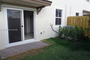 2514 SE 29th St, Homestead, FL 33035 - Photo 3