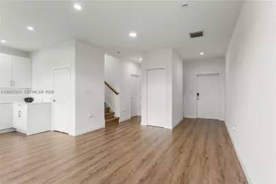 413 SW Palm Ter #1, Florida City, FL 33034 - Photo 9