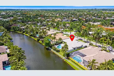 11021 Redhawk St, Plantation, FL 33324 - Photo 3