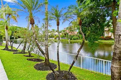 11021 Redhawk St, Plantation, FL 33324 - Photo 41