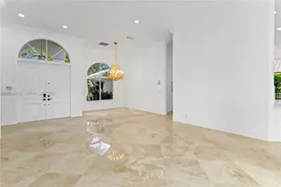 11021 Redhawk St, Plantation, FL 33324 - Photo 5