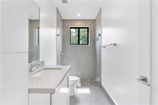 440 E 16th St, Hialeah, FL 33010 - Photo 19