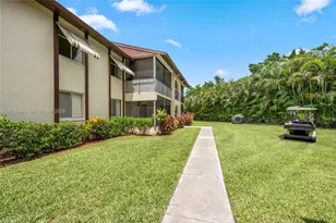 5839 La Pinata Blvd, Greenacres, FL 33463 - Photo 23