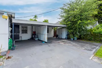 2300 NW 9th St, Miami, FL 33125 - Photo 33