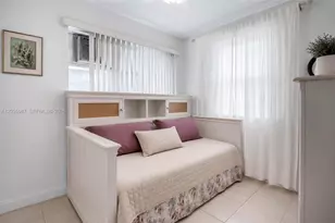 2300 NW 9th St, Miami, FL 33125 - Photo 13