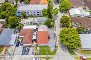 2300 NW 9th St, Miami, FL 33125 - Photo 39