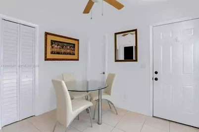 2300 NW 9th St, Miami, FL 33125 - Photo 7
