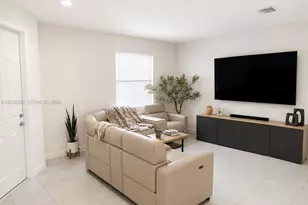 3476 W 114th Terrace, Hialeah Gardens, FL 33018 - Photo 3