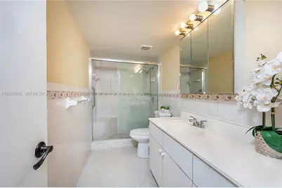 1910 W 56th St #3219, Hialeah, FL 33012 - Photo 11