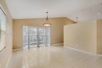 16270 La Costa Dr, Weston, FL 33326 - Photo 5