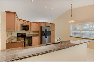 16270 La Costa Dr, Weston, FL 33326 - Photo 7