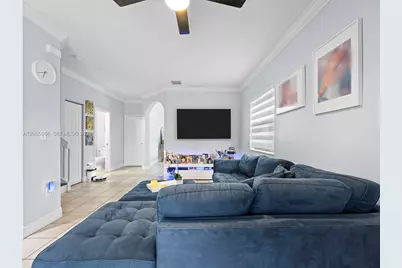 3701 NE 4th St, Homestead, FL 33033 - Photo 7
