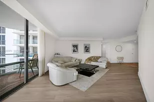 19707 Turnberry Way, Aventura, FL 33180 - Photo 19