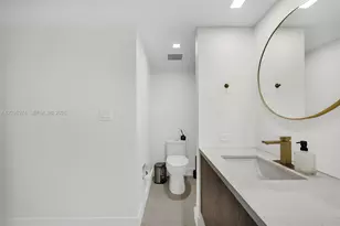 19707 Turnberry Way, Aventura, FL 33180 - Photo 21