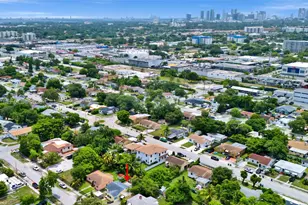 1042 NW 76th St, Miami, FL 33150 - Photo 3