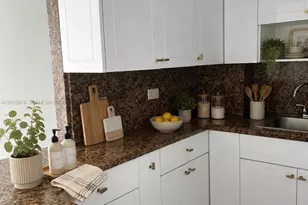 7441 Wayne Ave, Miami Beach, FL 33141 - Photo 11