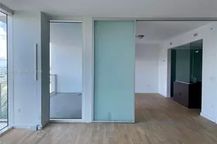 1040 Biscayne Blvd, Miami, FL 33132 - Photo 9