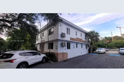 350 SW 15th Rd #3, Miami, FL 33129 - Photo 3