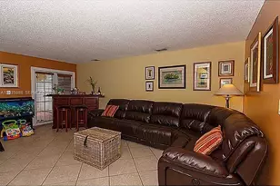 8627 NW 1st Ln, Miami, FL 33126 - Photo 13