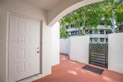 21212 Harbor Way #147-14, Aventura, FL 33180 - Photo 5