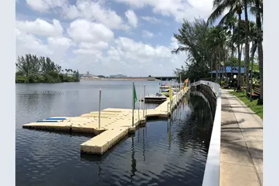 5085 NW 7th St #711, Miami, FL 33126 - Photo 11