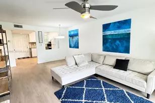 8300 Sunrise Lakes Blvd, Sunrise, FL 33322 - Photo 5
