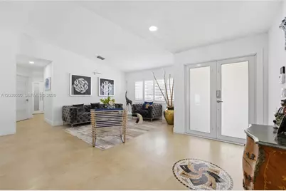 323 NW 136th Pl, Miami, FL 33182 - Photo 11