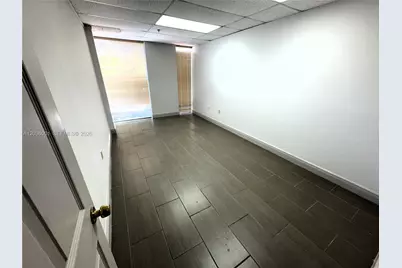 7038 NW 50th St #5-2, Miami, FL 33166 - Photo 9