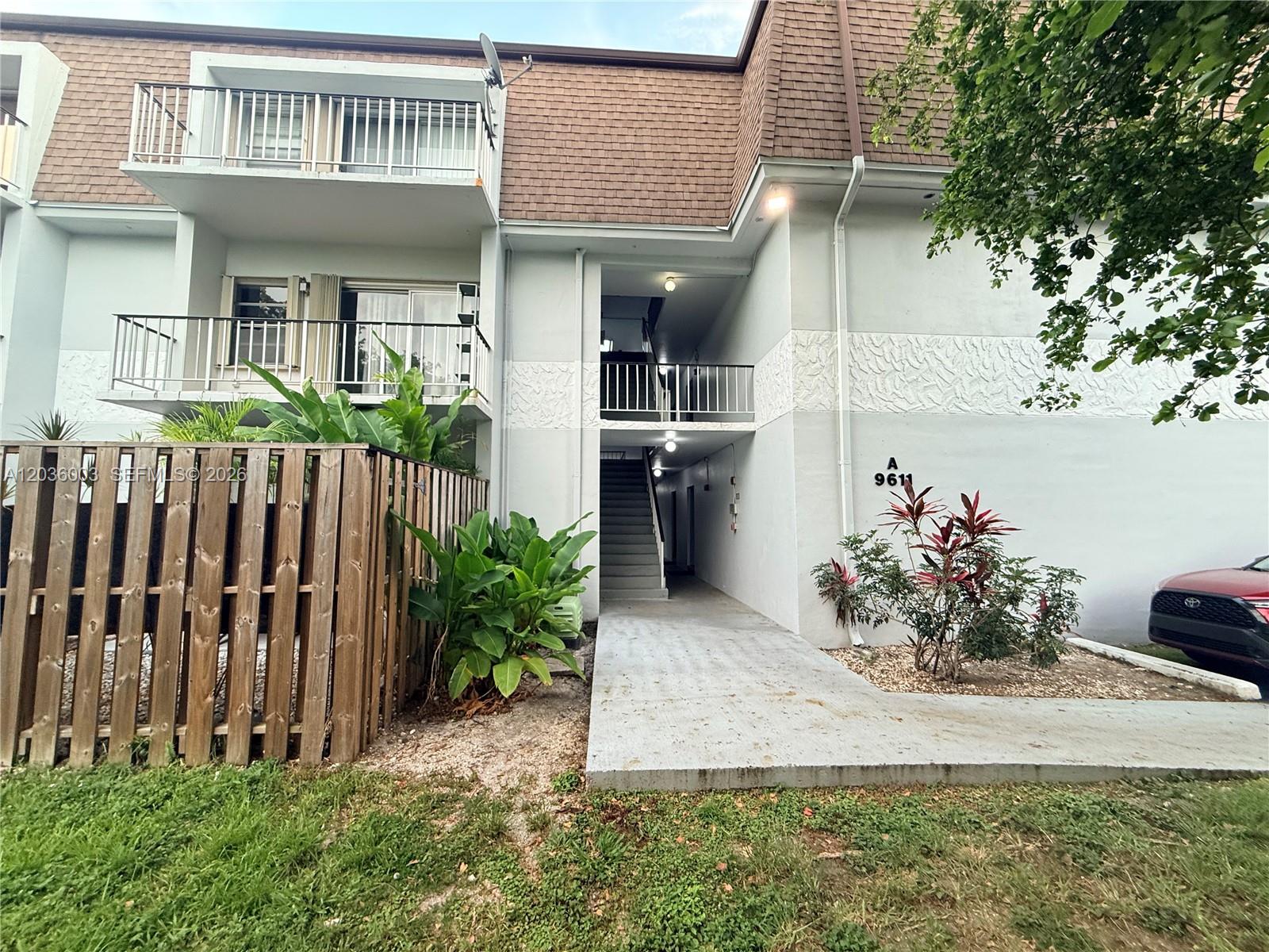 9611 SW 77th Ave #108A - 9611 SW 77th Ave #108A, Miami, FL 33156 Luxury Property | Jose Angel Pina