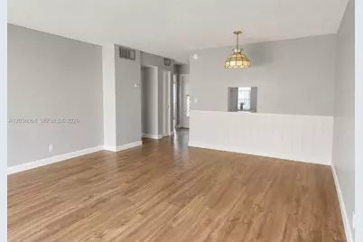 1000 NE 14th Ave #404, Hallandale Beach, FL 33009 - Photo 1