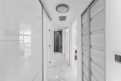 325 S Biscayne Blvd #4015, Miami, FL 33131 - Photo 21
