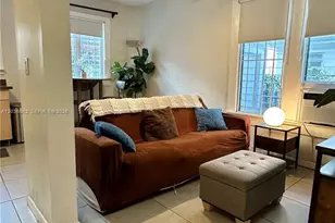 842 Meridian Ave, Miami Beach, FL 33139 - Photo 3