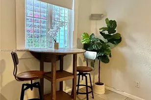 842 Meridian Ave, Miami Beach, FL 33139 - Photo 5