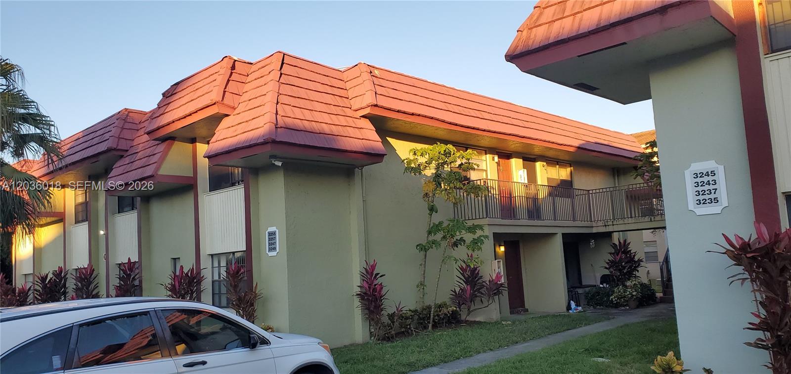 3249 NW 104th Ave #3249 - 3249 NW 104th Ave #3249, Coral Springs, FL 33065 Luxury Property | Jose Angel Pina