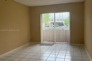 600 NW 32nd Pl, Miami, FL 33125 - Photo 5