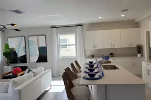 2342 SE 30th St, Homestead, FL 33035 - Photo 3