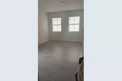 2342 SE 30th St, Homestead, FL 33035 - Photo 5
