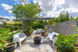 8281 SW 27th Ln, Miami, FL 33155 - Photo 23