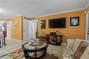 3777 NW 78th Ave, Davie, FL 33024 - Photo 7