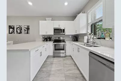 1608 SW 28th St, Fort Lauderdale, FL 33315 - Photo 3