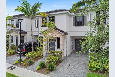 1608 SW 28th St, Fort Lauderdale, FL 33315 - Photo 1