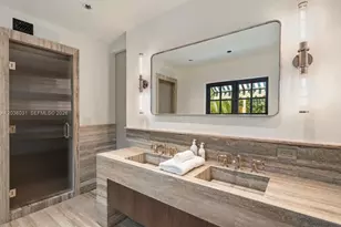 4727 N Bay Rd, Miami Beach, FL 33140 - Photo 37