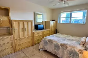 2940 NE 203rd St, Aventura, FL 33180 - Photo 3