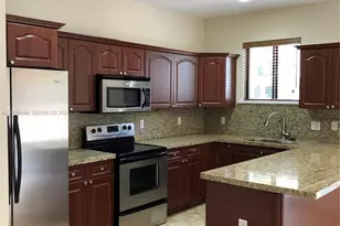 3227 Gifford Ln, Miami, FL 33133 - Photo 9