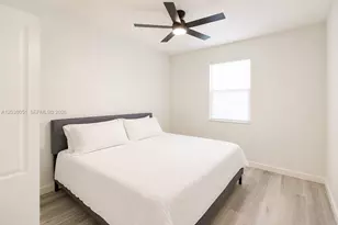 2450 SE 1st St, Homestead, FL 33033 - Photo 23