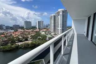 20505 E Country Club Dr, Aventura, FL 33180 - Photo 3
