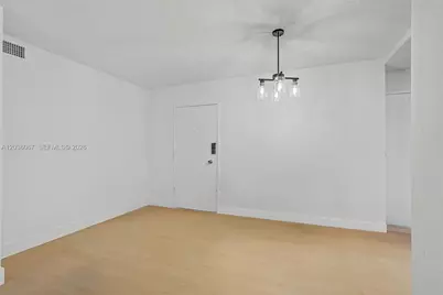 5555 Collins Ave #7B, Miami Beach, FL 33140 - Photo 7