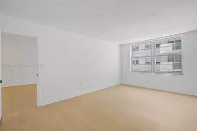 5555 Collins Ave #7B, Miami Beach, FL 33140 - Photo 9